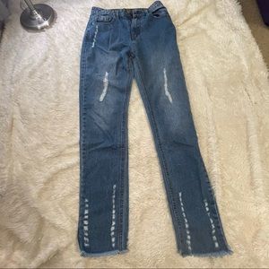 Ripped Boyfriend Straight Jeans